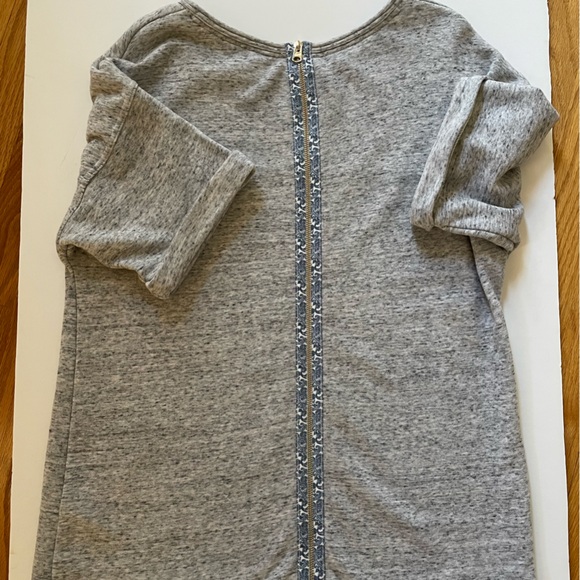 Abercrombie Heather Gray Short Sleeve Top - Picture 2 of 3